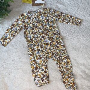 NWT Angel Dear Sweet Calico Floral Zipper Footie 3-6M